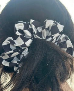 Checkered Scrunchie